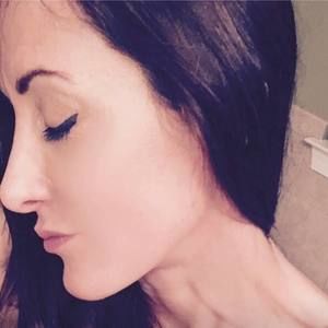 Meet your Posher, Noelle